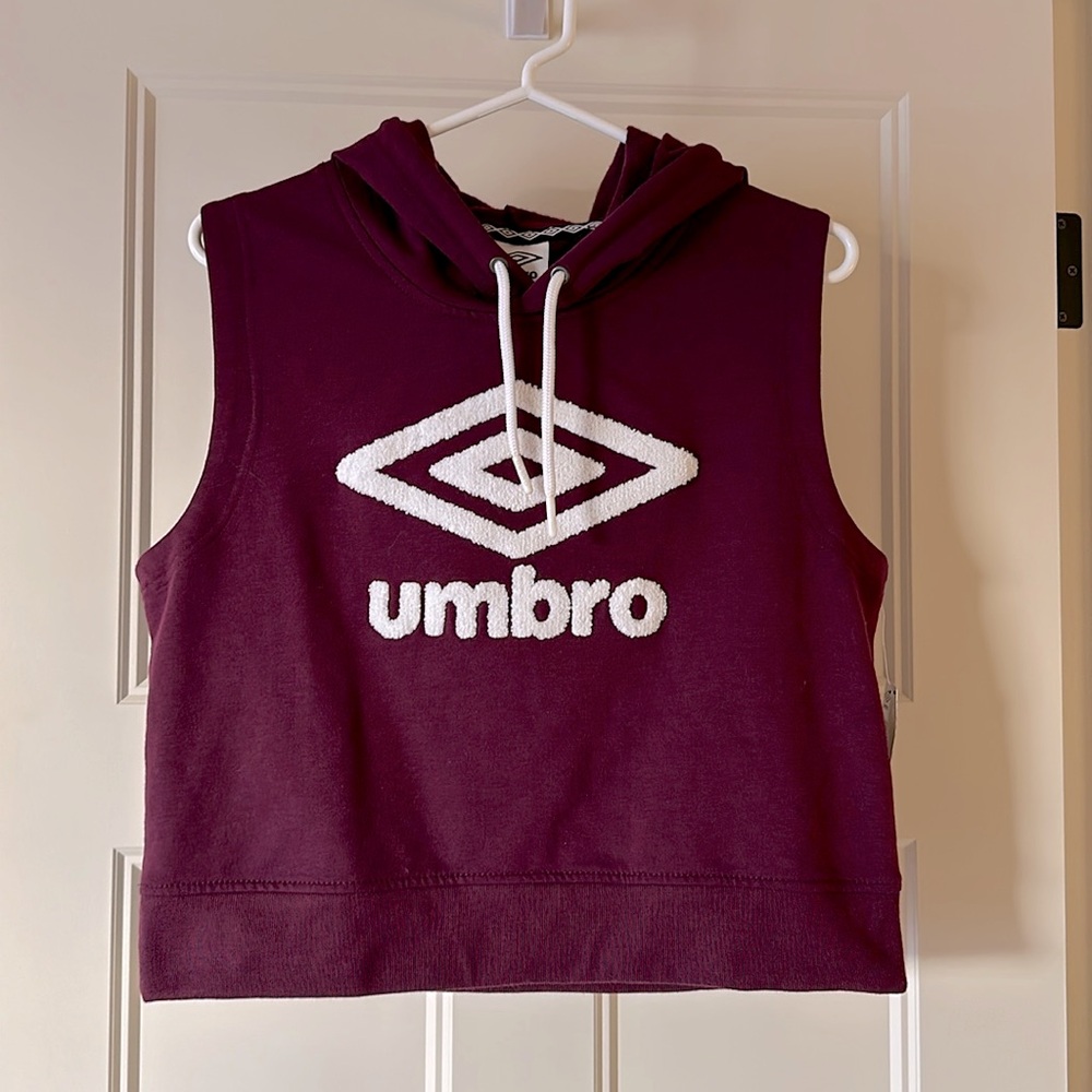 NWT Umbro Sleeveless Hooded Cropped Sweatshirt